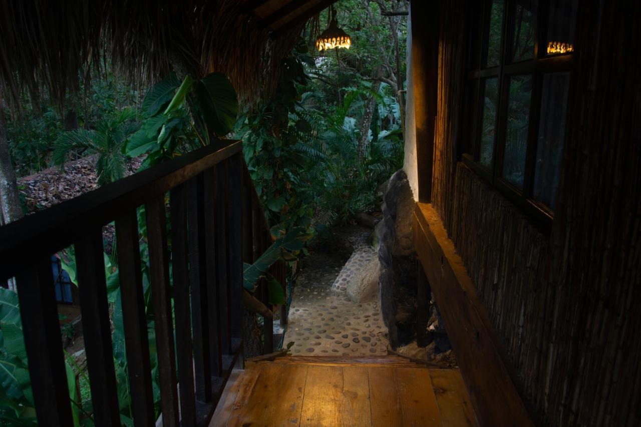 Ecohostal Rio Piedra エル・ザイノ エクステリア 写真