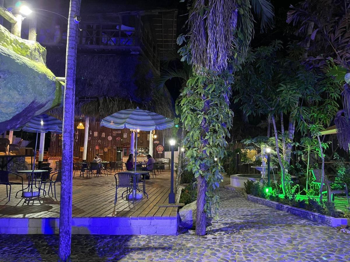 Ecohostal Rio Piedra エル・ザイノ エクステリア 写真